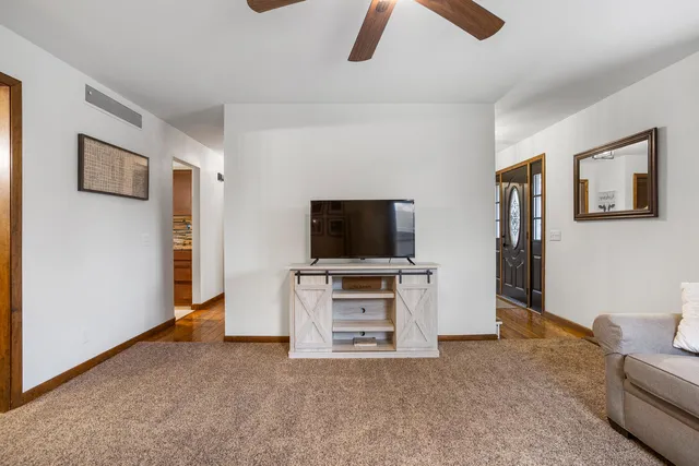 $315,000 | 204 Salem Road, Monticello, IL 61856