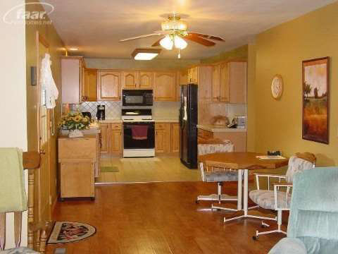 6287 Deland Road Flushing, MI 48433 - Photo 9 of 25 20394193-8.JPG