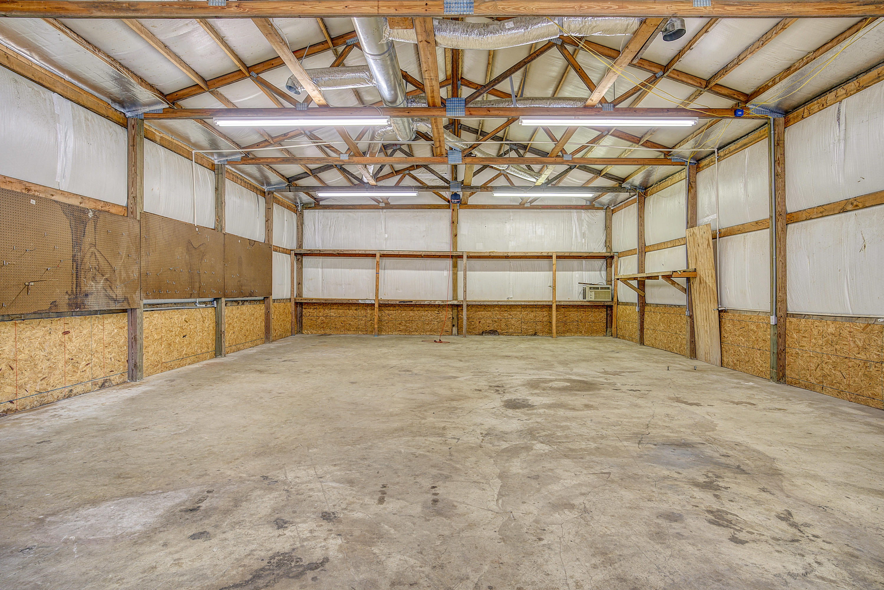 228 Cross Community Road Bristol, TN 37620 - Photo 53 of 66 CrossC--52