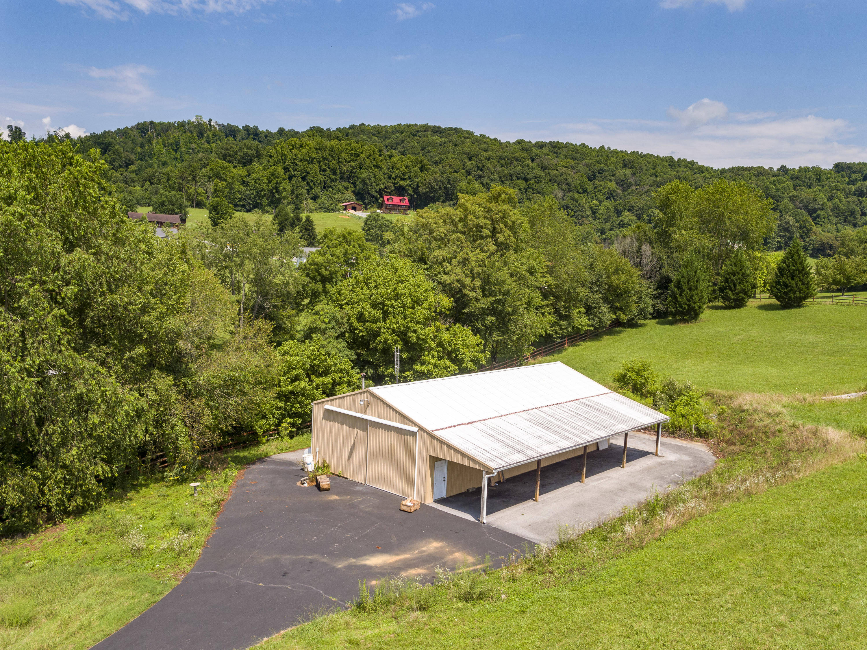 228 Cross Community Road Bristol, TN 37620 - Photo 56 of 66 CrossCA--3