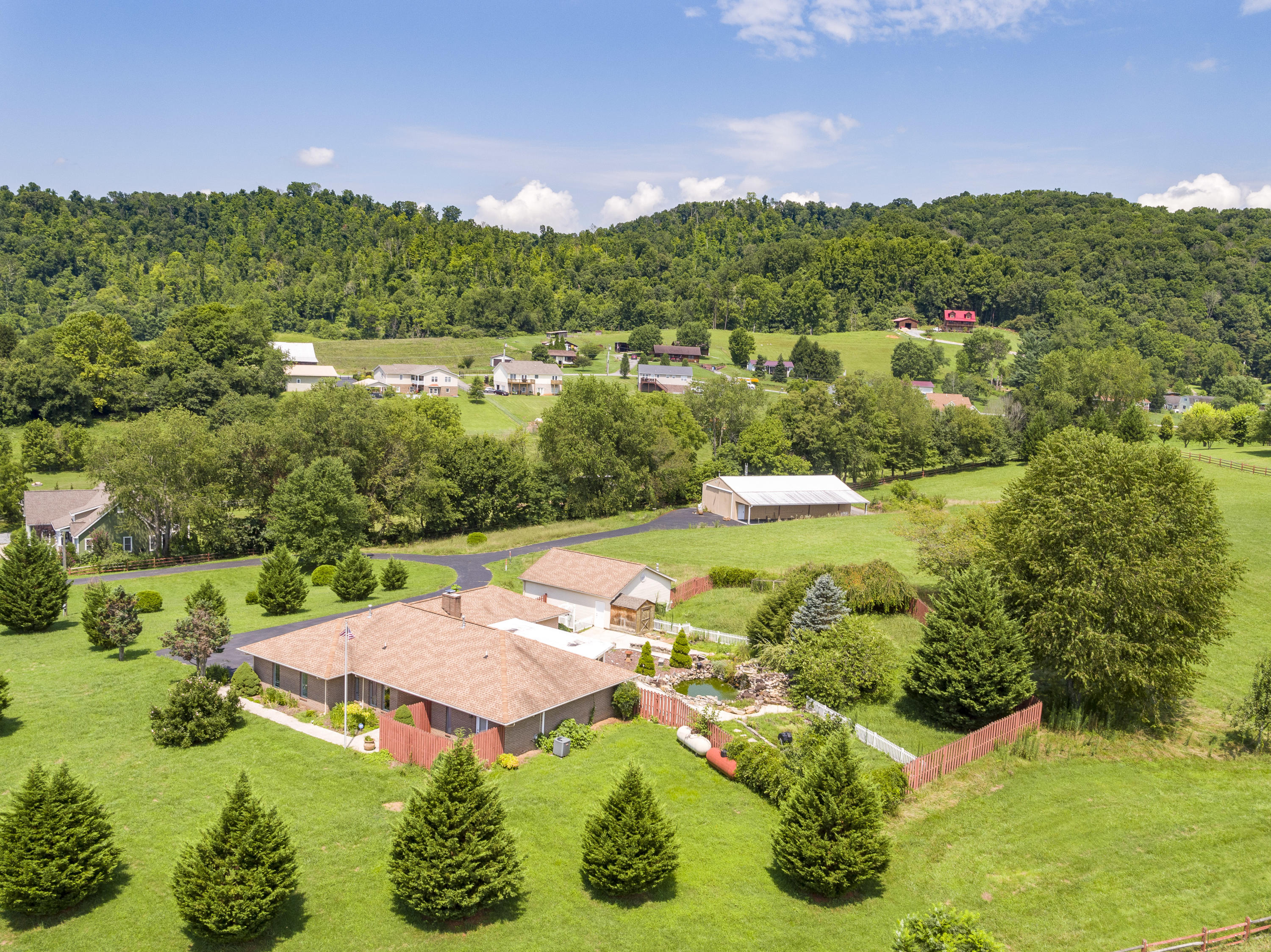 228 Cross Community Road Bristol, TN 37620 - Photo 59 of 66 CrossCA--7