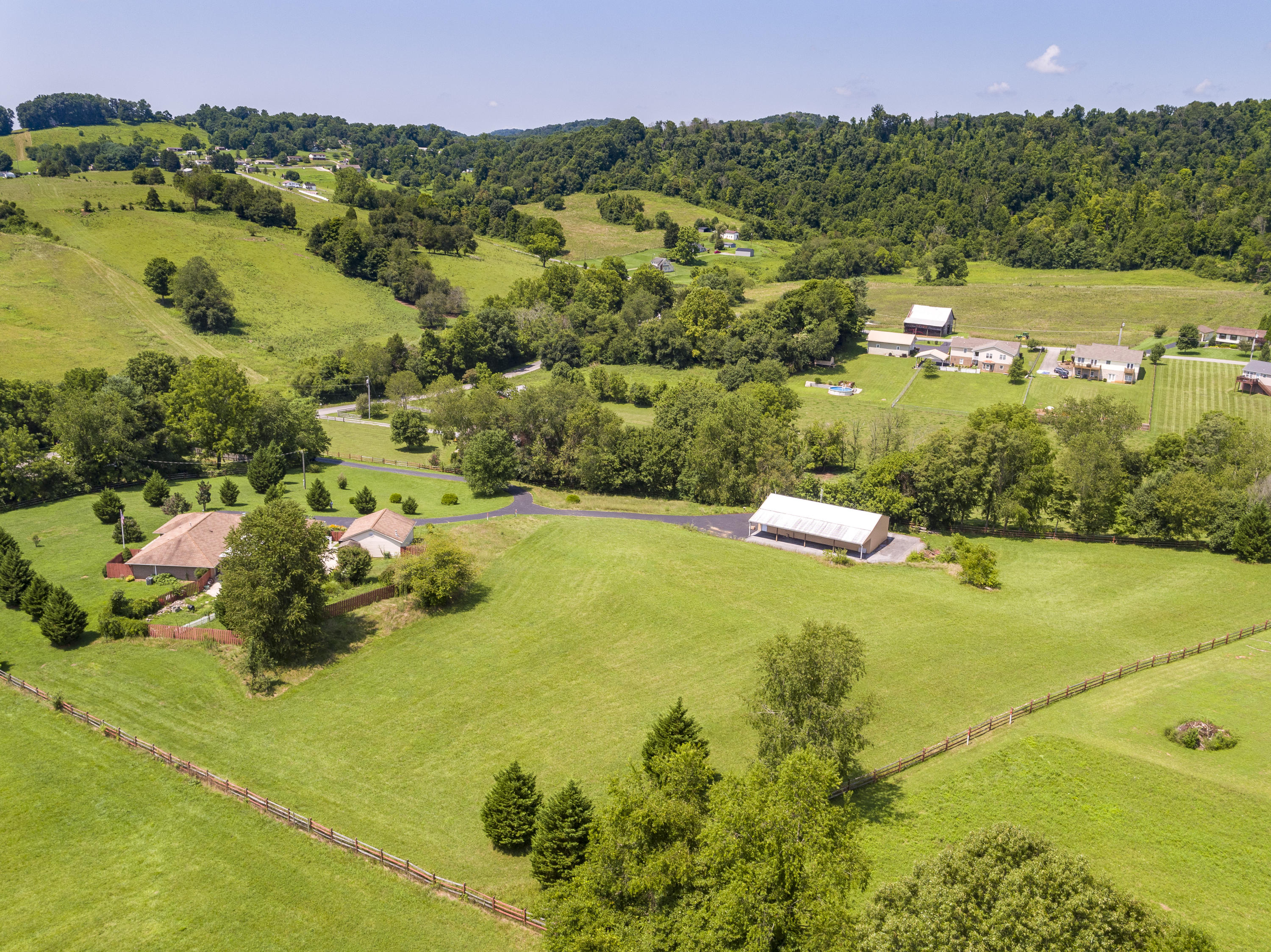 228 Cross Community Road Bristol, TN 37620 - Photo 61 of 66 CrossCA--9