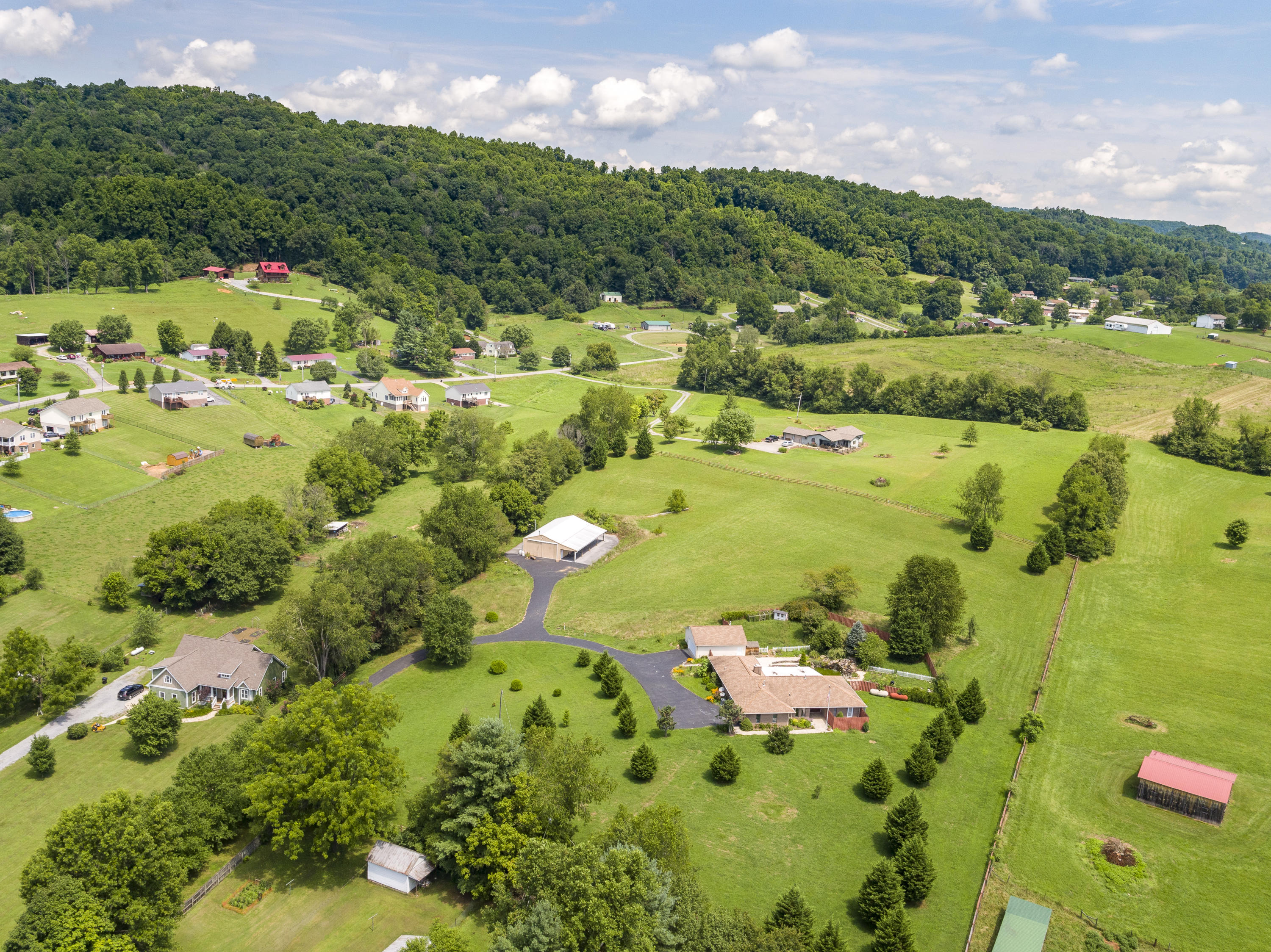 228 Cross Community Road Bristol, TN 37620 - Photo 65 of 66 CrossCA--13