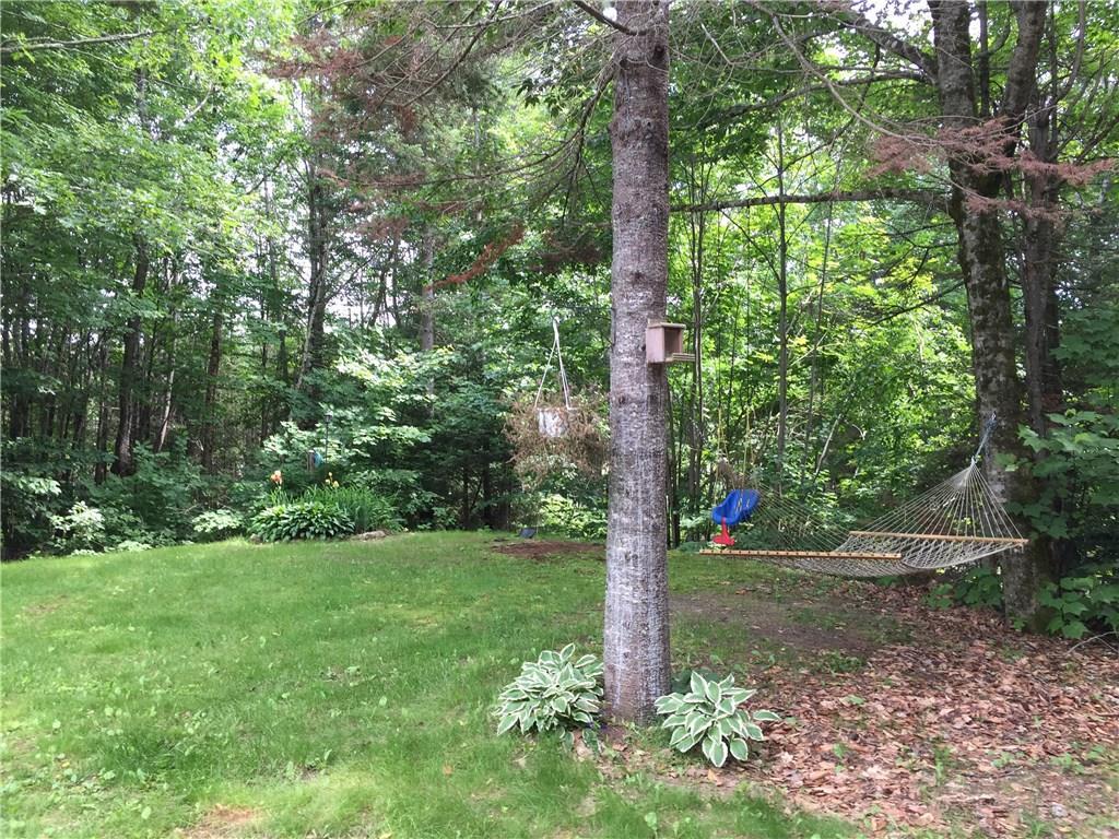 Side lawn area beside deck