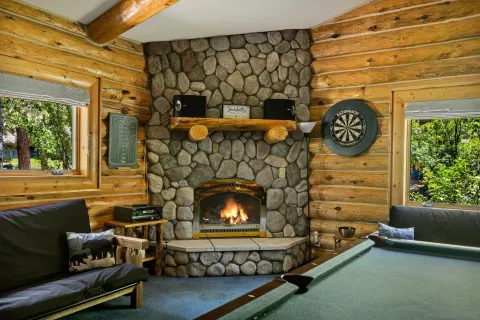 $1,550,000 | 42108 Winterpark Drive, Big Bear Lake, CA 92315