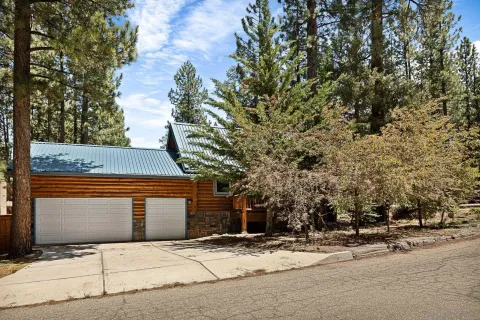$1,550,000 | 42108 Winterpark Drive, Big Bear Lake, CA 92315
