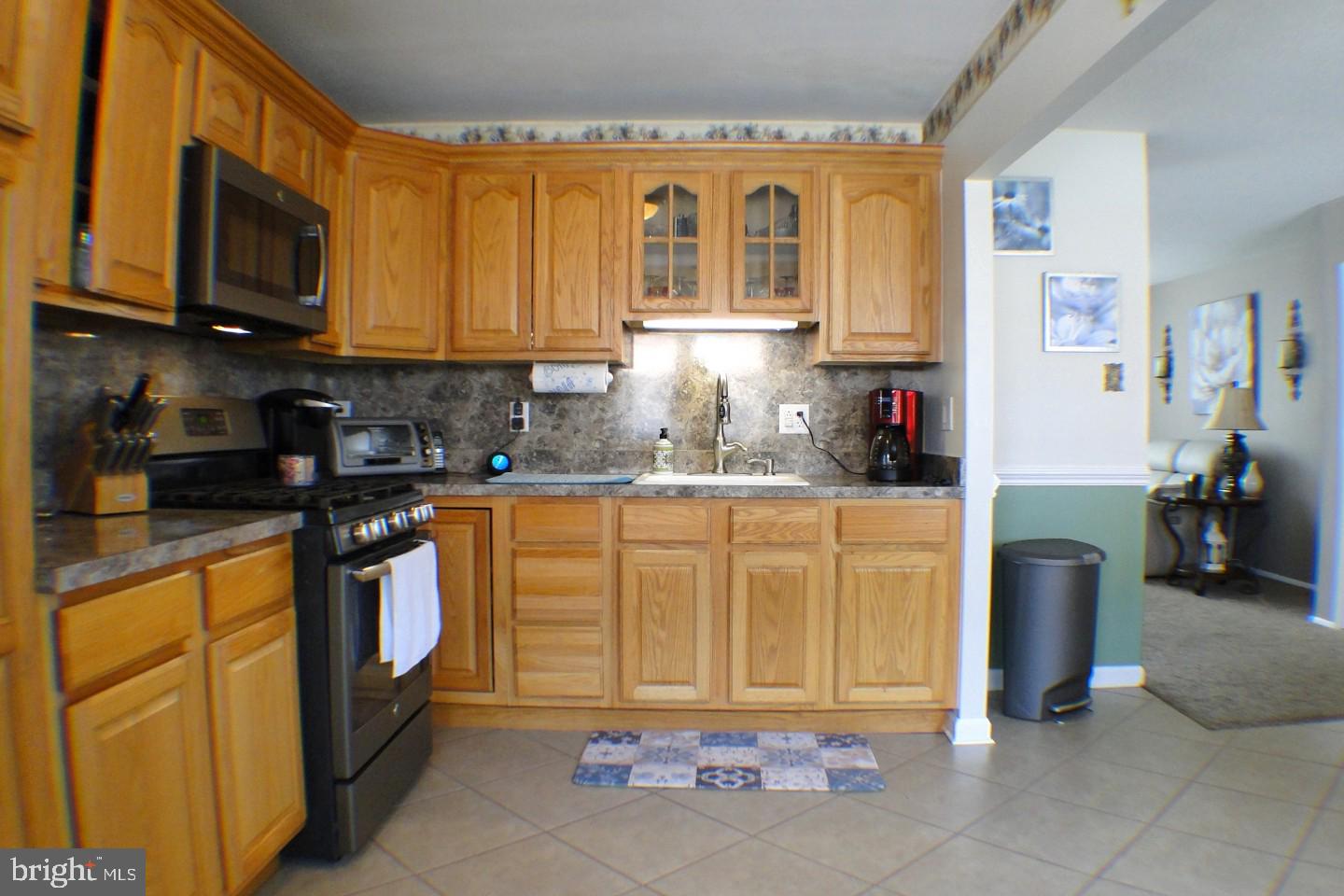 12717 Minden Road Philadelphia, PA 19154 - Photo 9 of 31 Gallery Image 9
