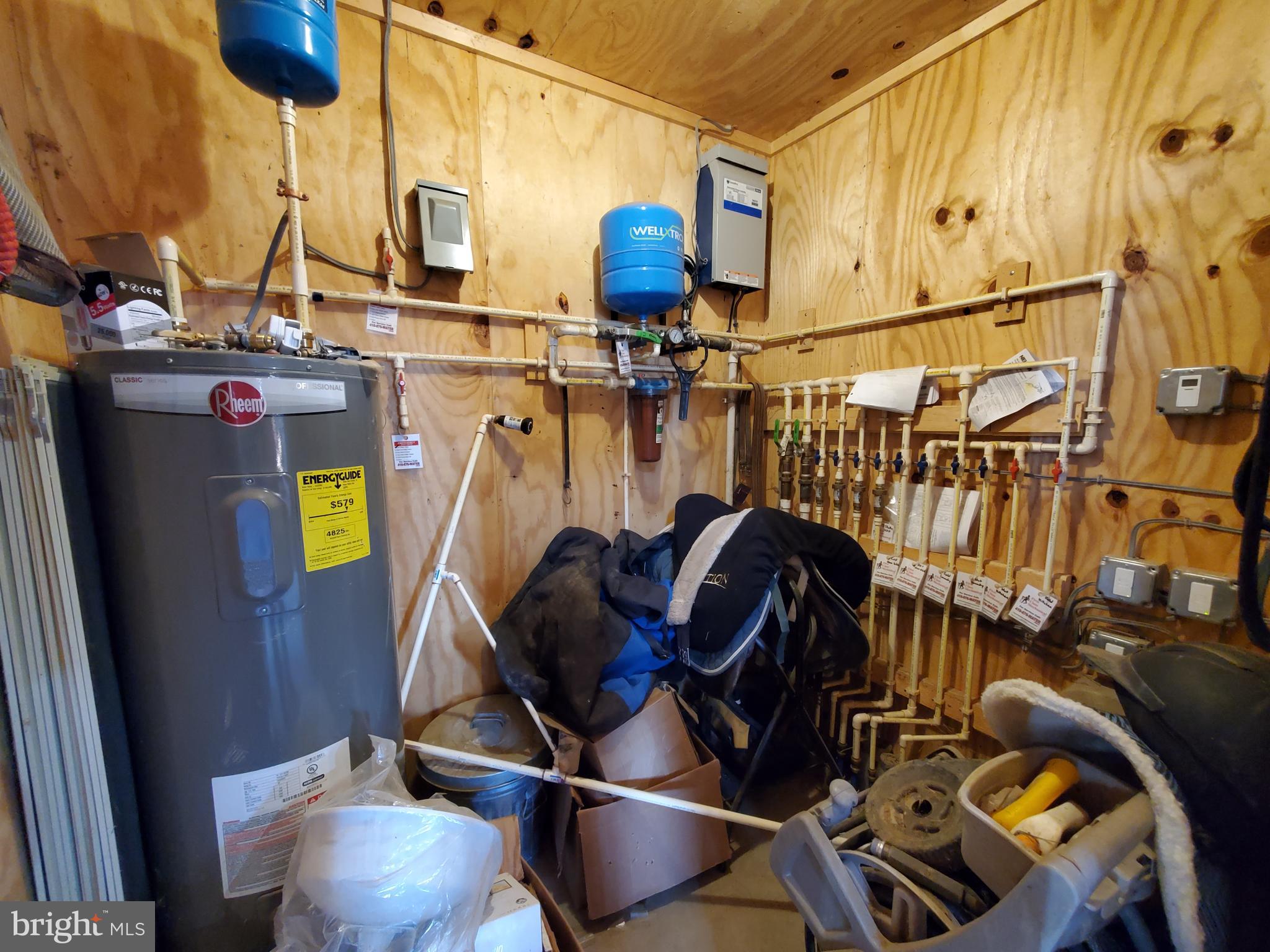 14000 Frederick Road Cooksville, MD 21723 - Photo 29 of 135 Utility Closet with Water Heater