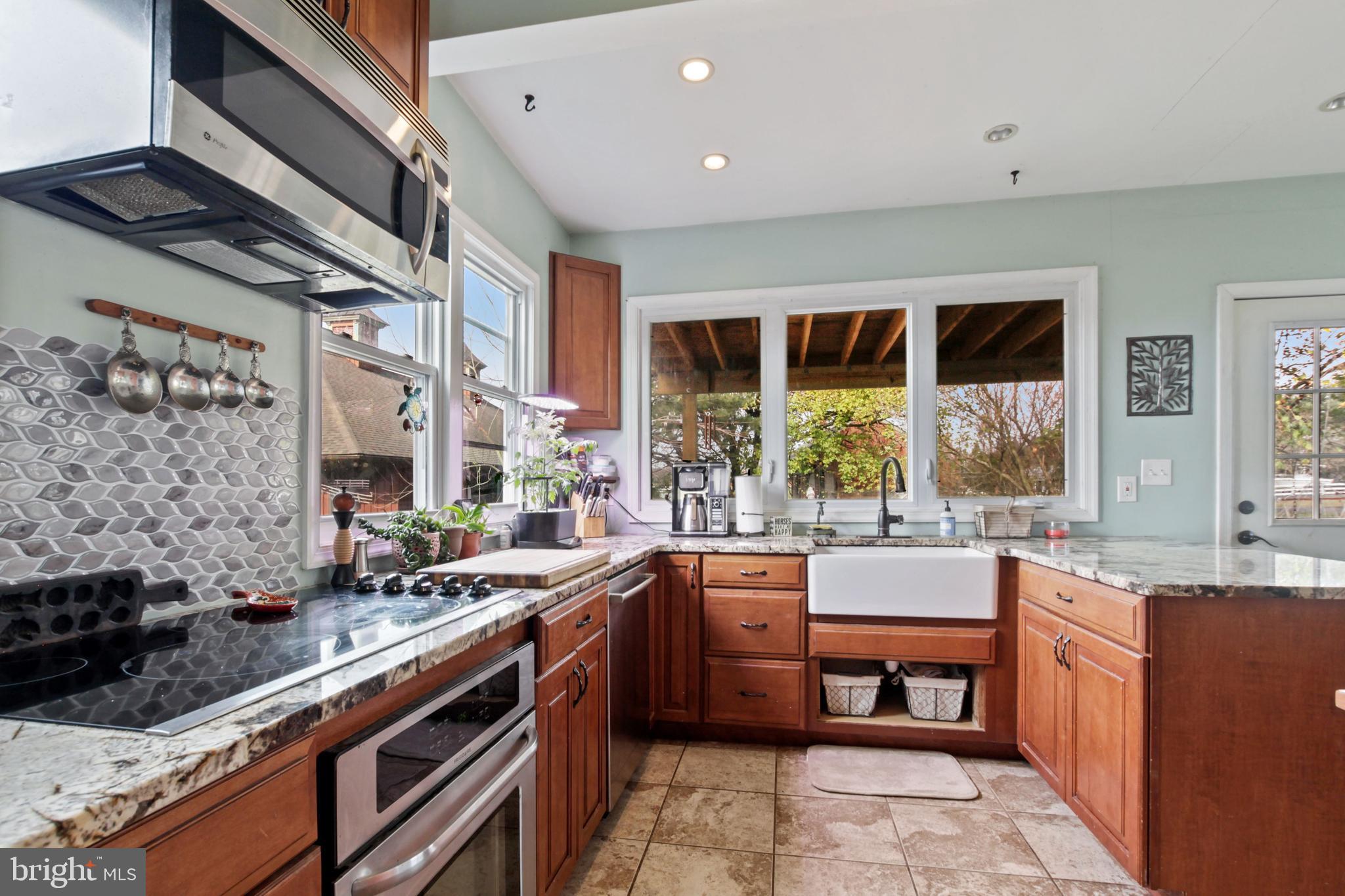 14000 Frederick Road Cooksville, MD 21723 - Photo 92 of 135 Gourmet Kitchen with Granite