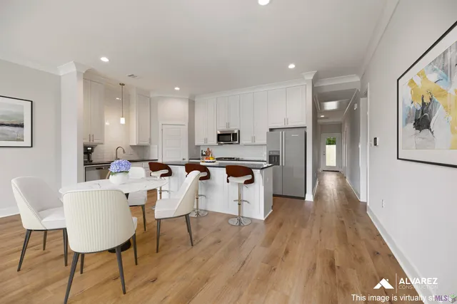 $2,275 | 7619 Silverside Drive, Baton Rouge, LA 70810