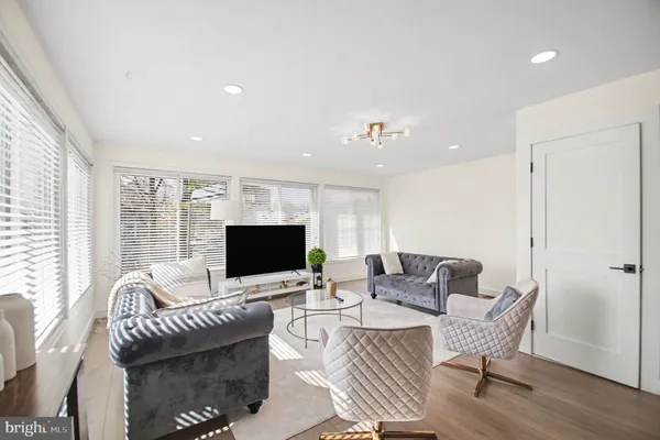 $485,000 | 10112 51st Avenue, College Park, MD 20740