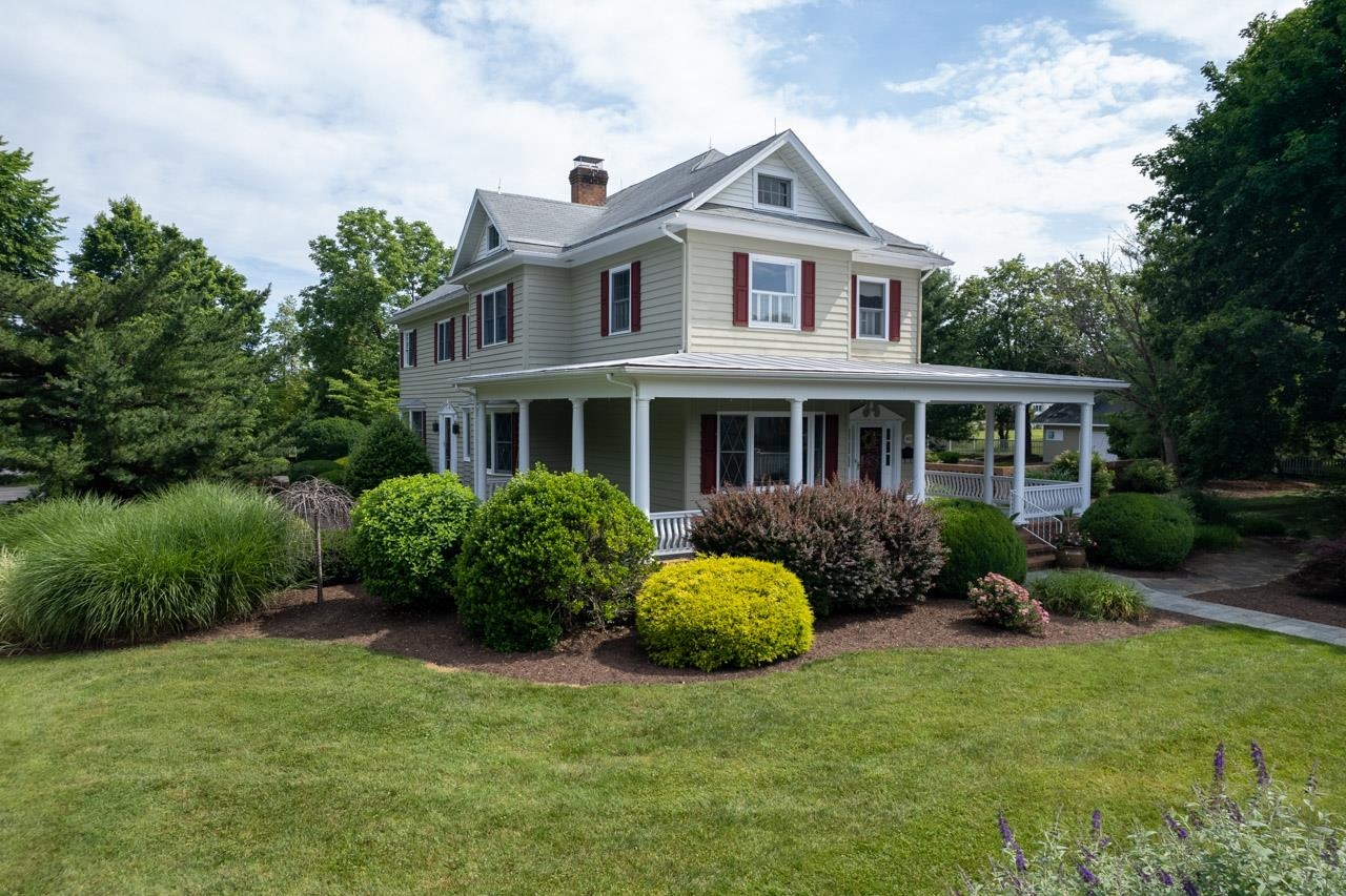 403 East Rockingham Street Elkton, VA 22827 - Photo 1 of 72 Gallery Image 1