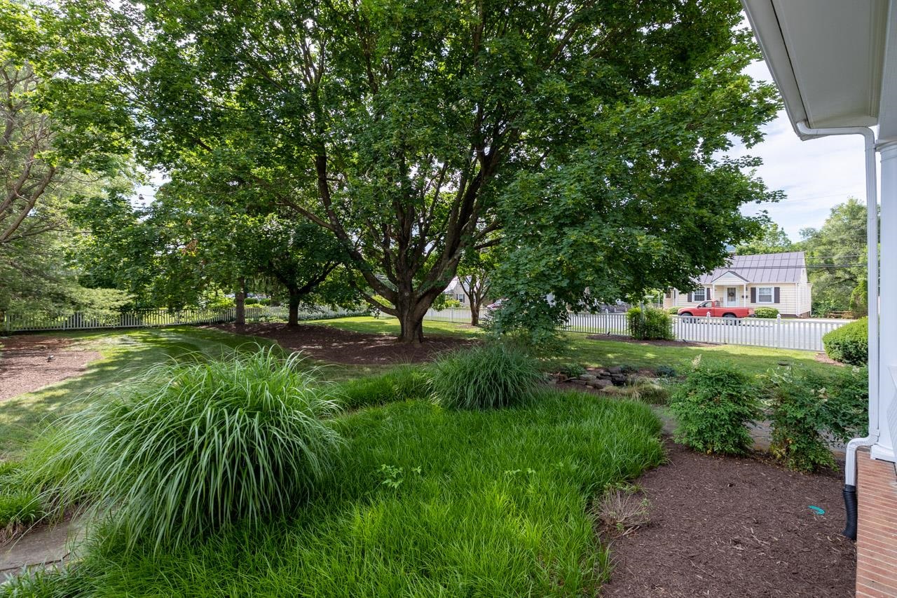 403 East Rockingham Street Elkton, VA 22827 - Photo 20 of 72 Gallery Image 20