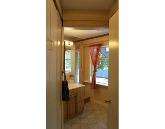 40 Taylor Hill Road Montague, MA 01351 - Photo 6 of 25 Gallery Image 6