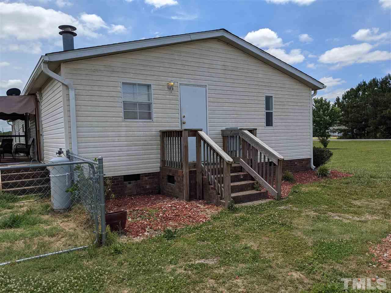 130 Kinsey Road Benson, NC 27504 - Photo 12 of 16 Gallery Image 12