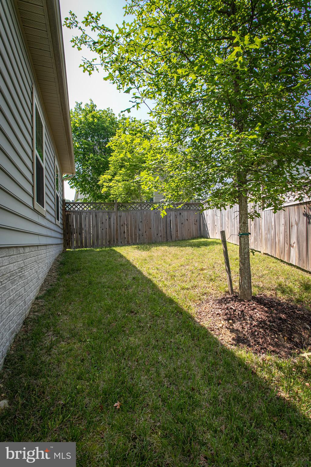 2515 Baileys Pond Road Accokeek, MD 20607 - Photo 2 of 19 Fenced back yard