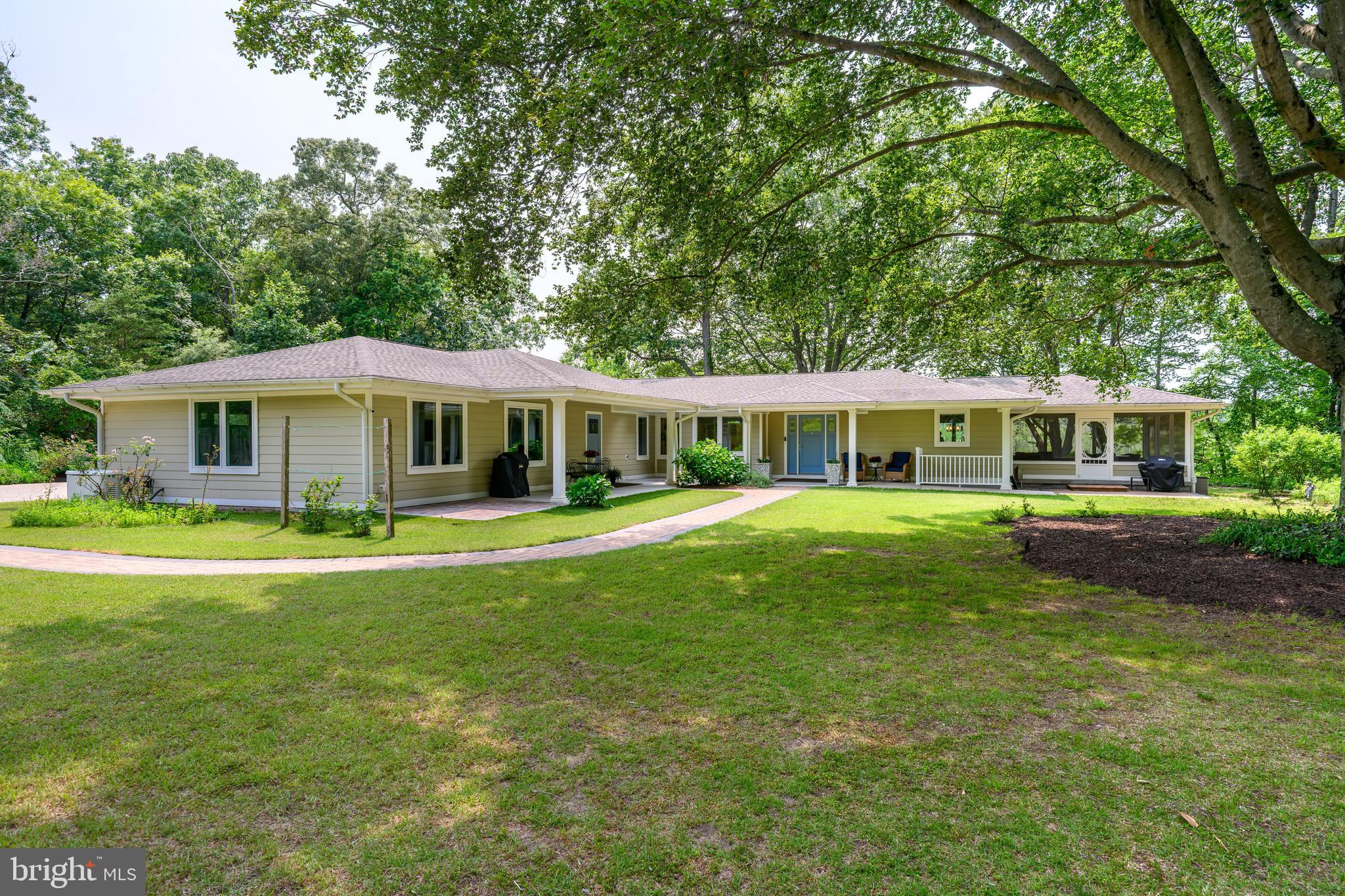25292 Sandy Point Road Greensboro, MD 21639 - Photo 2 of 65 Front elevation