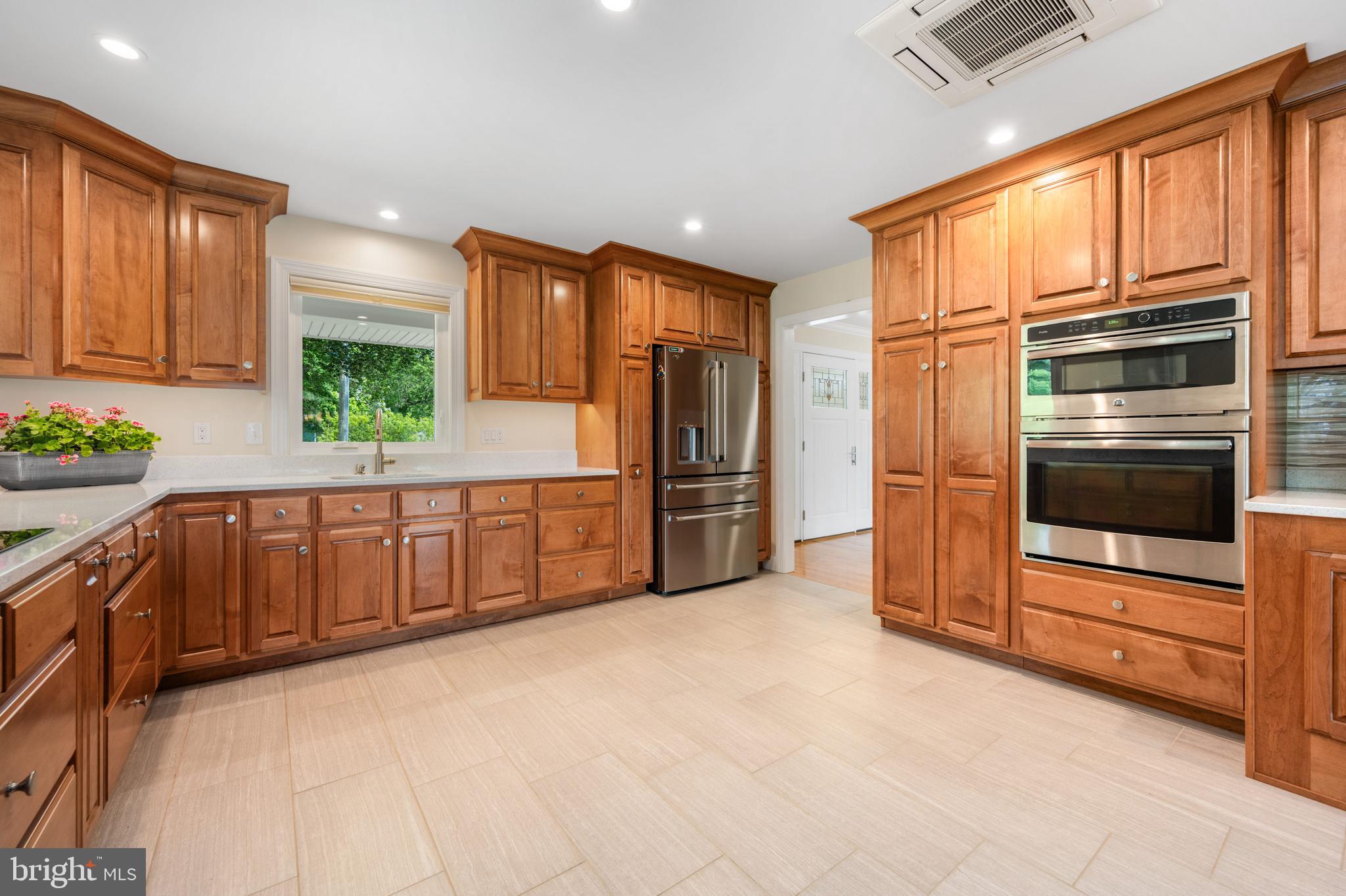 25292 Sandy Point Road Greensboro, MD 21639 - Photo 32 of 65 Kitchen - tons of storage