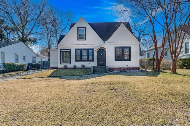 $299,900 | 585 Unadilla Street, Shreveport, LA 71106