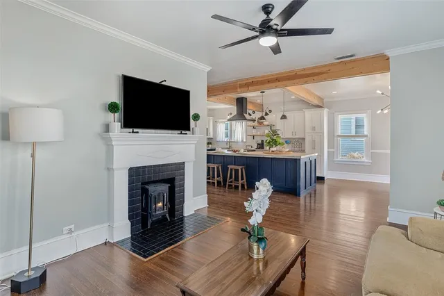 $299,900 | 585 Unadilla Street, Shreveport, LA 71106