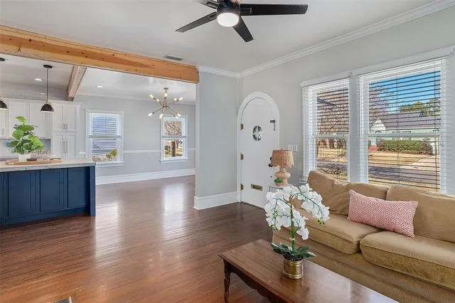 $299,900 | 585 Unadilla Street, Shreveport, LA 71106