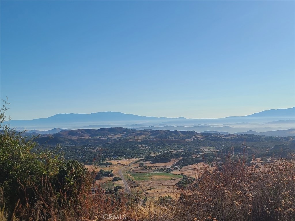 39280 Redonda Mesa Road Murrieta, CA 92562 - Photo 15 of 19 Mountain Views San Bernardino Mountains