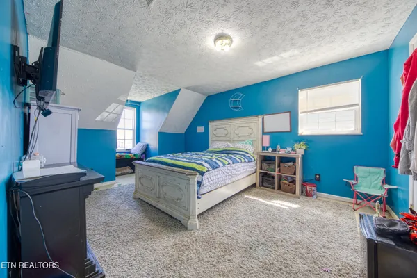 $279,500 | 7624 Camden Road, Powell, TN 37849