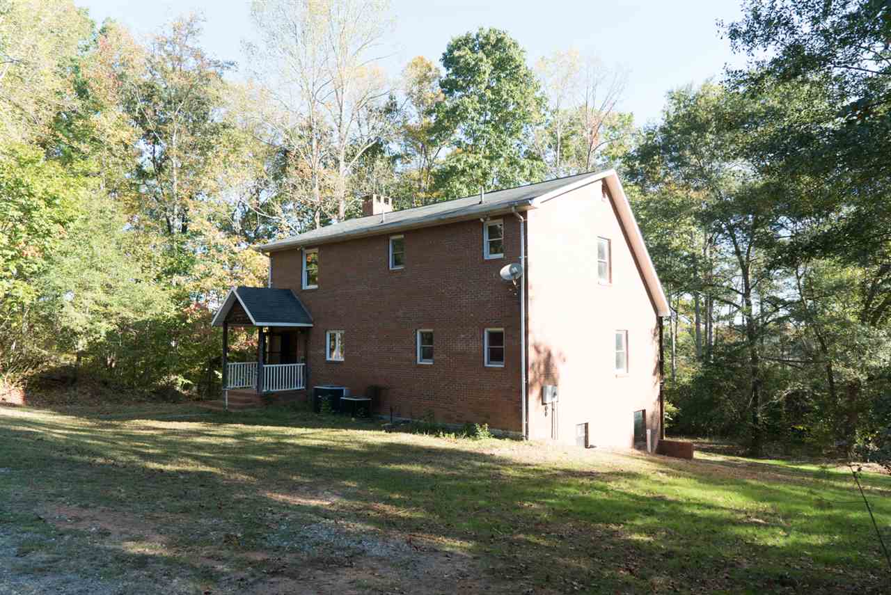 951 Dickson Road Campobello, SC 29322 - Photo 5 of 25