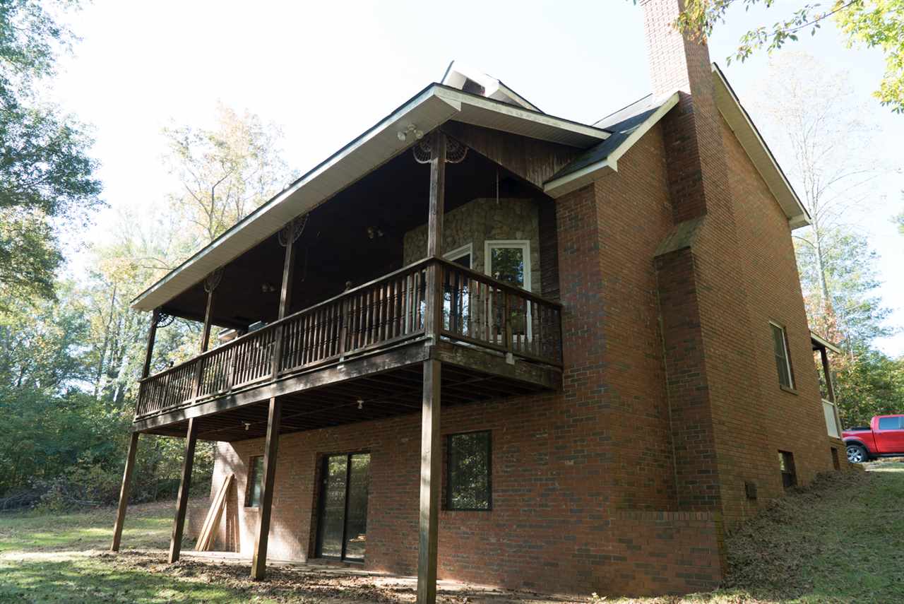 951 Dickson Road Campobello, SC 29322 - Photo 9 of 25