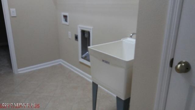 3421 South Saxxon Road St. Augustine, FL 32092 - Photo 8 of 13 a view of an empty room