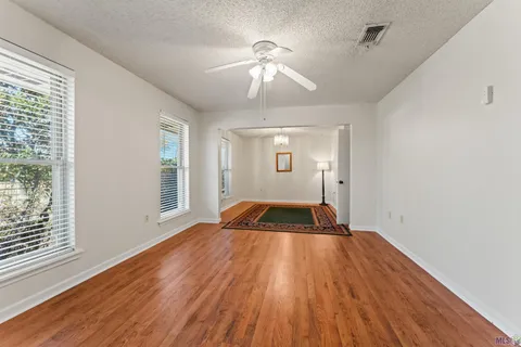 $249,700 | 4817 Shadeland Drive, Baton Rouge, LA 70816