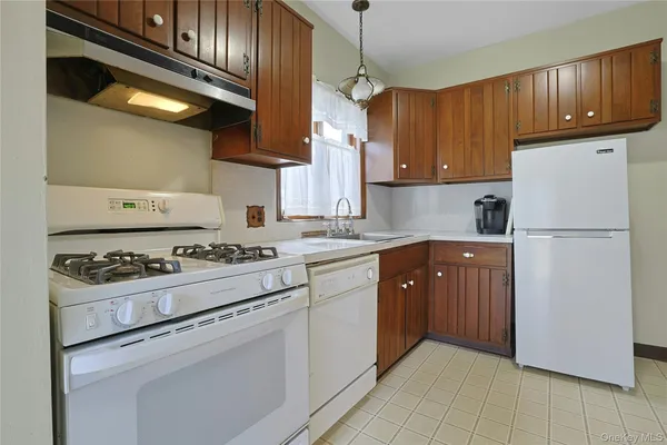 $875,000 | 175 Washington Avenue, Pleasantville, NY 10570