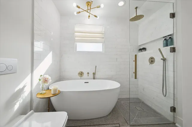 $775,000 | 4148 Bissonnet Street, West University Place, TX 77005