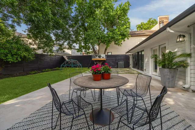 $775,000 | 4148 Bissonnet Street, West University Place, TX 77005