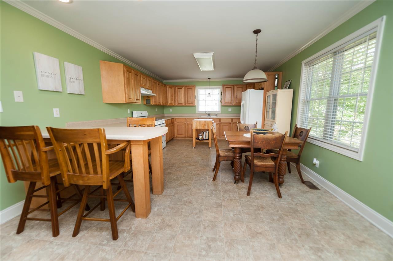 805 Whitestone Road Spartanburg, SC 29302 - Photo 6 of 36 Gallery Image 6