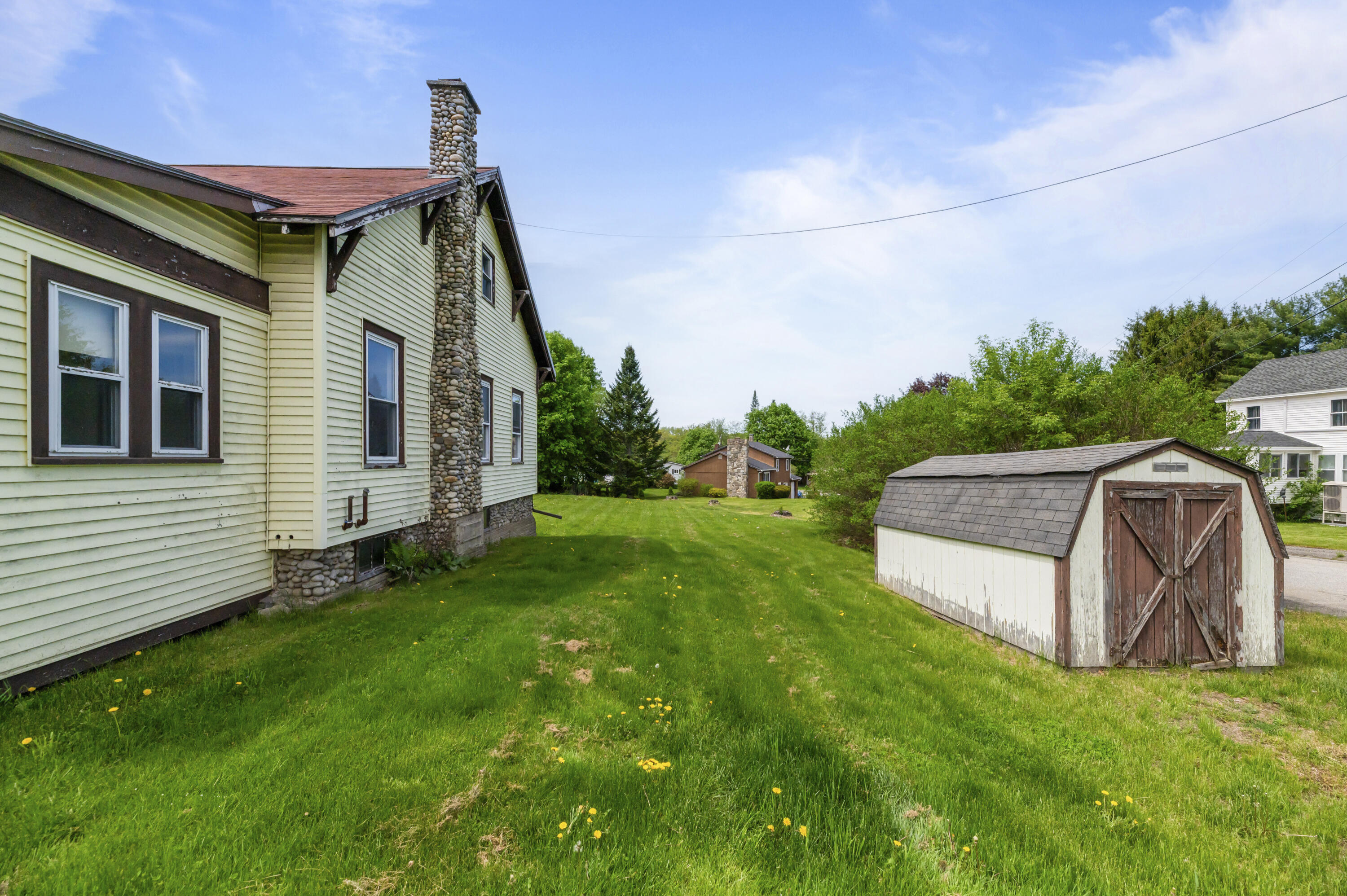 826 Riverside Drive Augusta, ME 04330 - Photo 3 of 34 DSC_2189