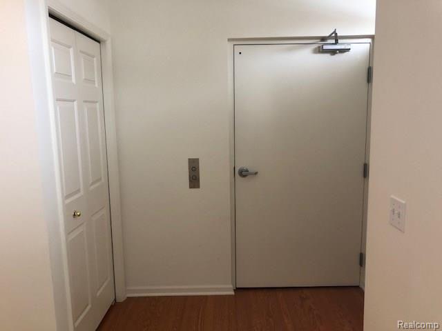 1453 Raleigh Place, Unit 103 Troy, MI 48084 - Photo 4 of 14 IMG_0082.jpg