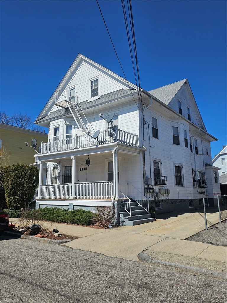 131 Mitchell Street Providence, RI 02907 - Photo 1 of 41