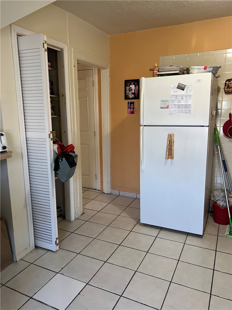 131 Mitchell Street Providence, RI 02907 - Photo 16 of 41