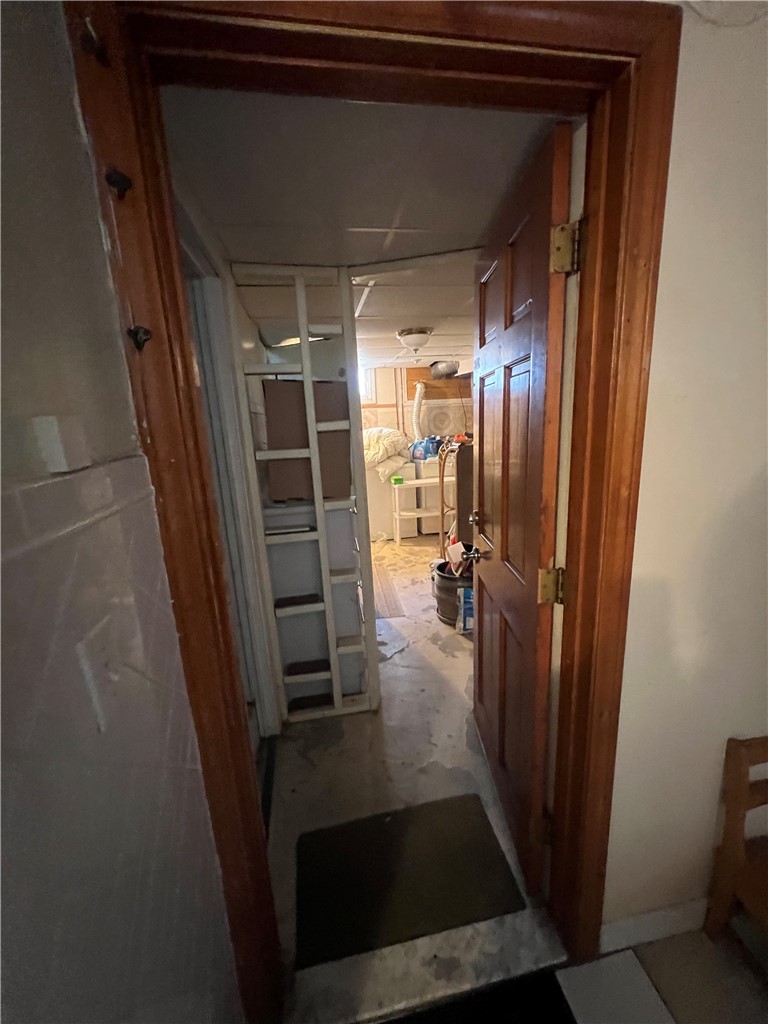 131 Mitchell Street Providence, RI 02907 - Photo 19 of 41