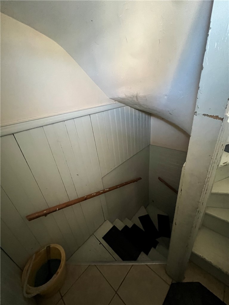 131 Mitchell Street Providence, RI 02907 - Photo 29 of 41