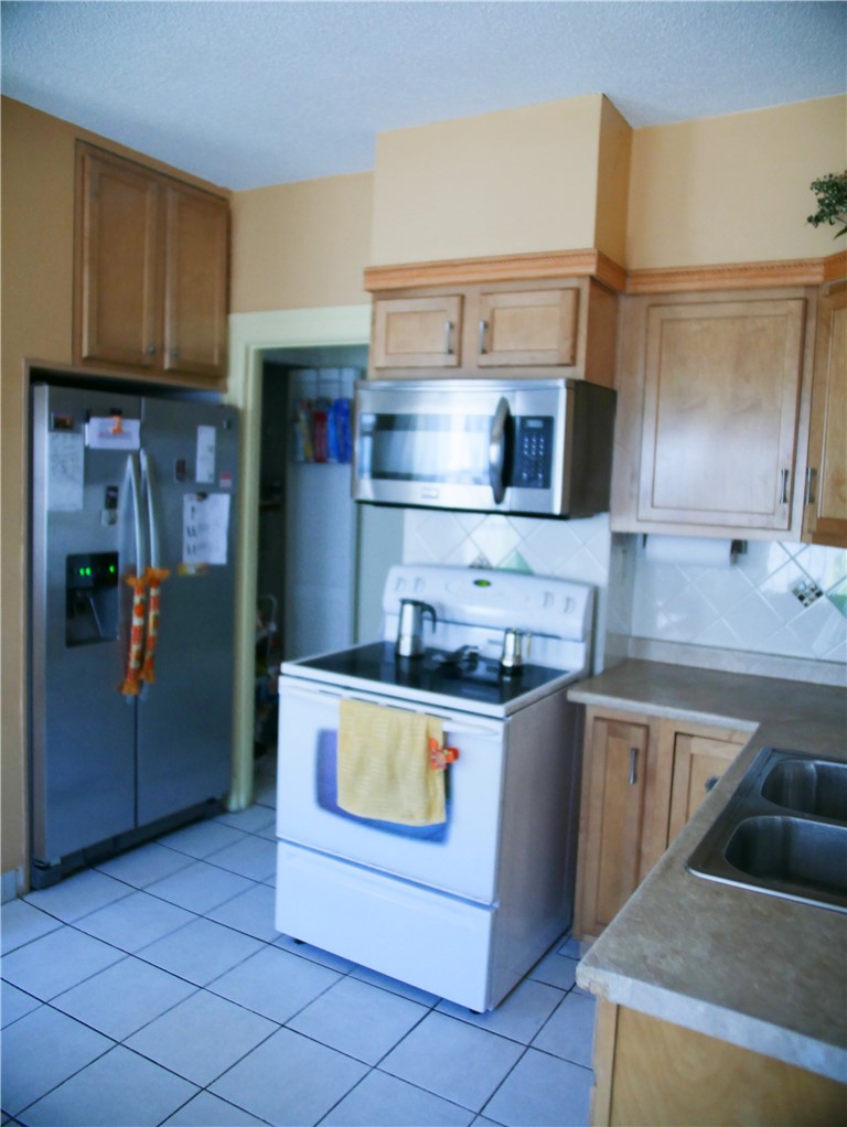 131 Mitchell Street Providence, RI 02907 - Photo 30 of 41