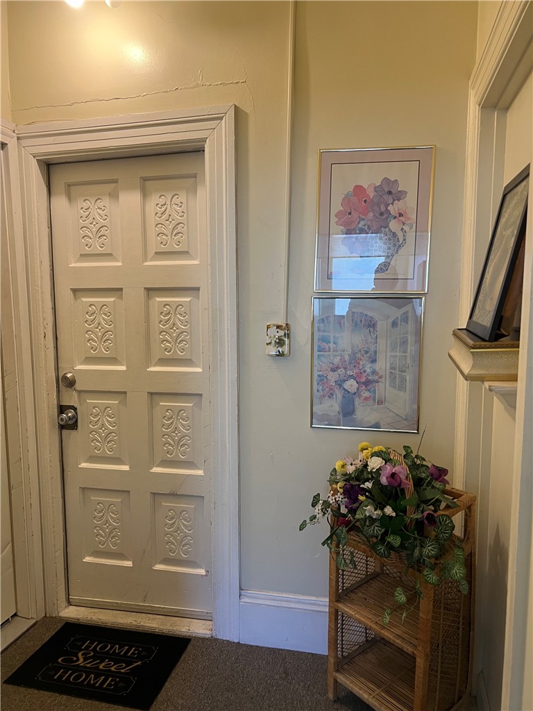 131 Mitchell Street Providence, RI 02907 - Photo 3 of 41