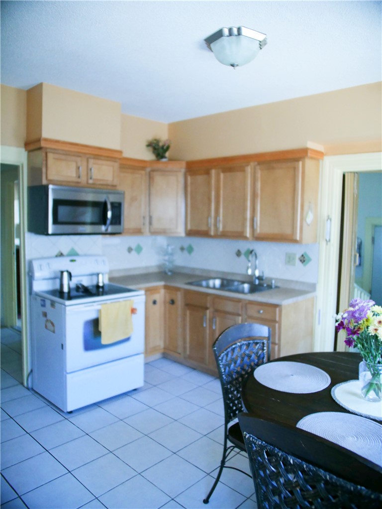 131 Mitchell Street Providence, RI 02907 - Photo 31 of 41