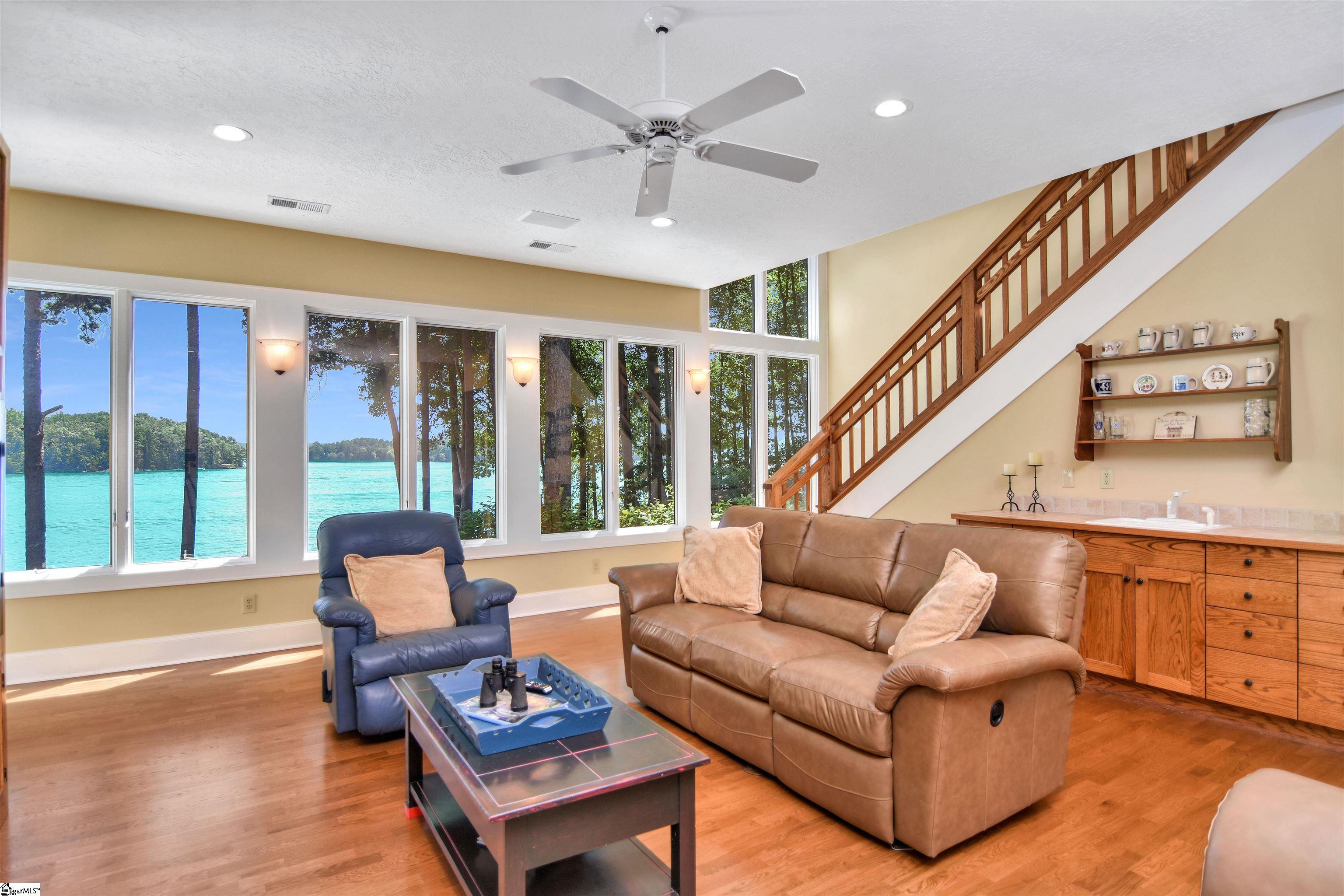 756 Navigator's Point Seneca, SC 29672 - Photo 26 of 36 Gallery Image 26