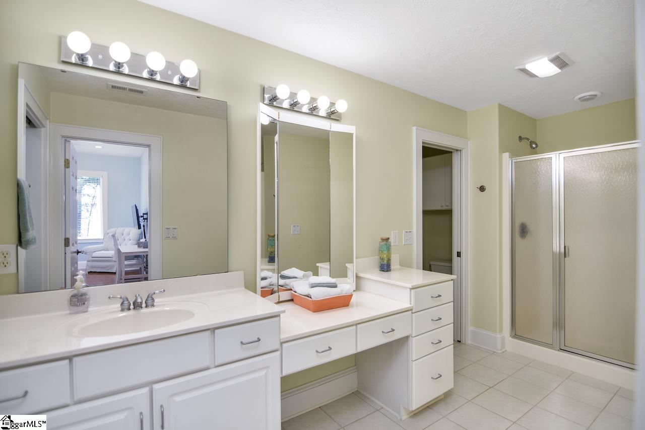 756 Navigator's Point Seneca, SC 29672 - Photo 33 of 36 Gallery Image 33