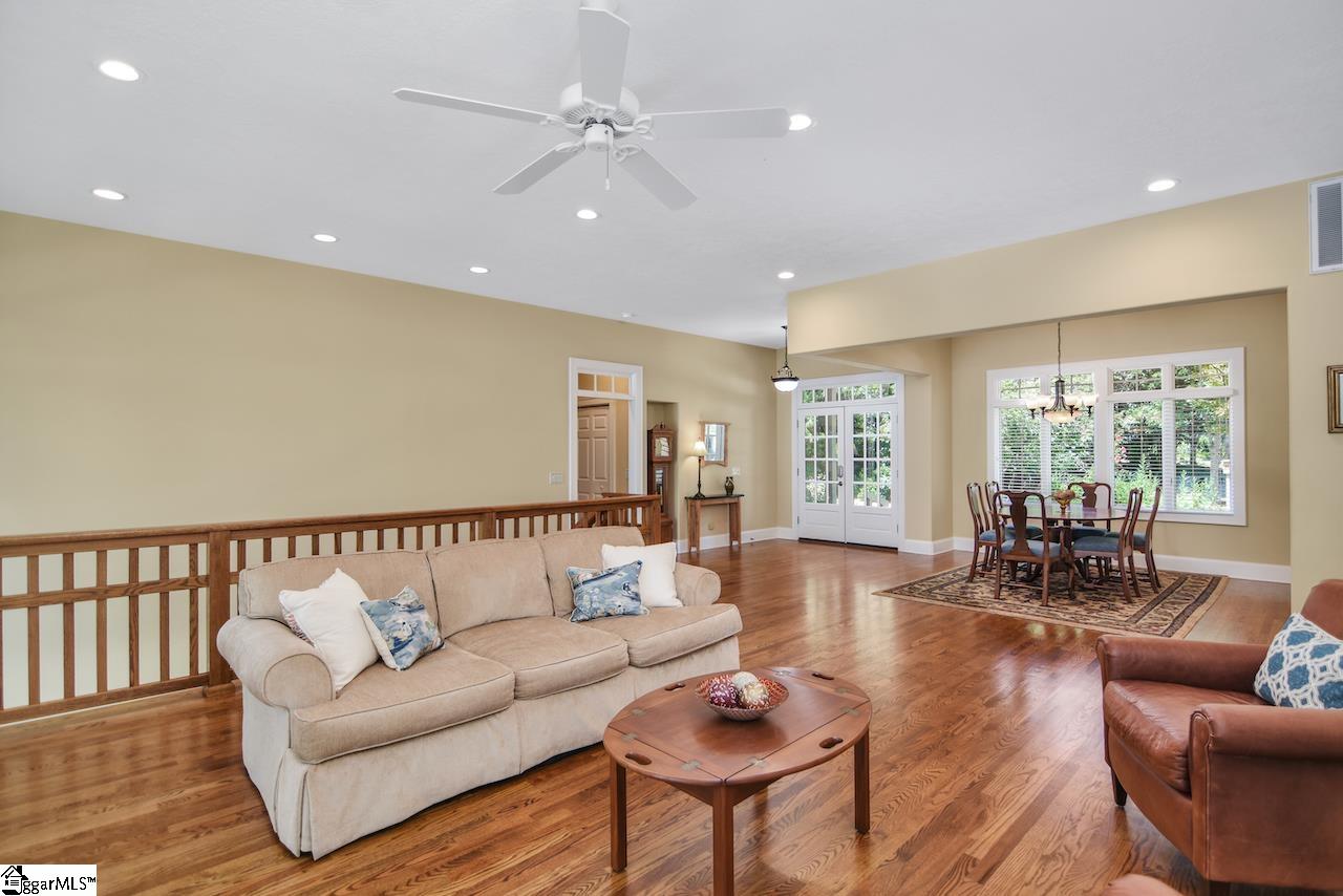 756 Navigator's Point Seneca, SC 29672 - Photo 9 of 36 Gallery Image 9
