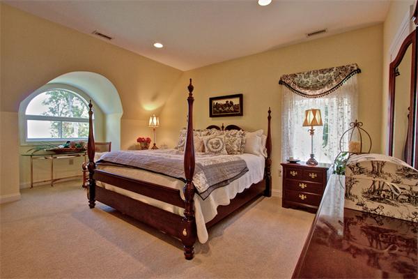 103 West Sutton Road Sutton, MA 01590 - Photo 21 of 30