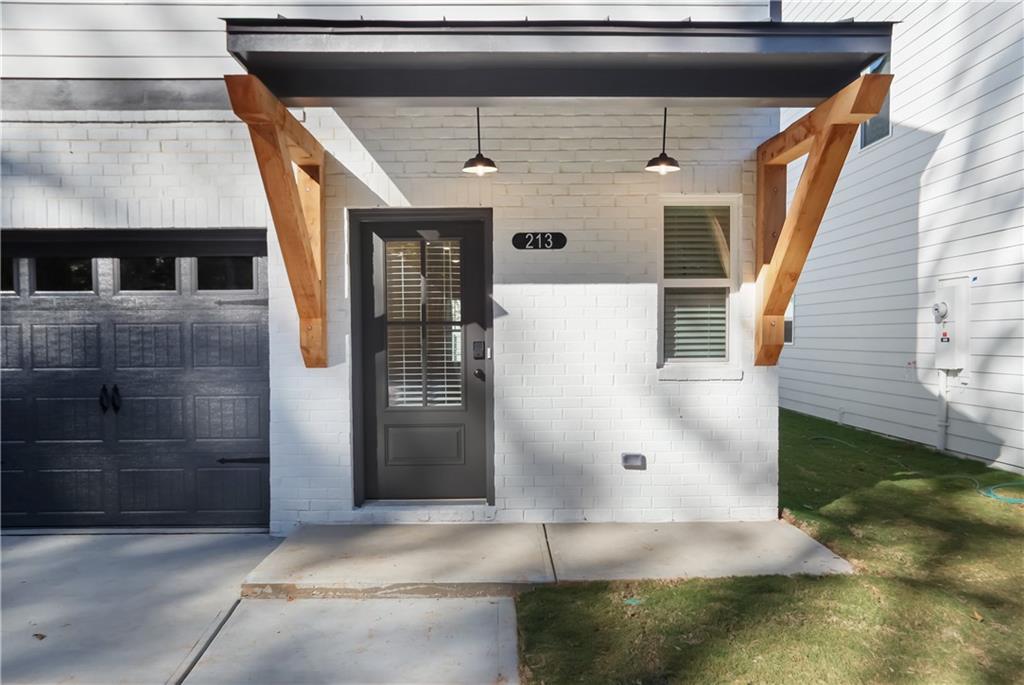 183 Jackson Heights Cleveland, GA 30528 - Photo 2 of 29