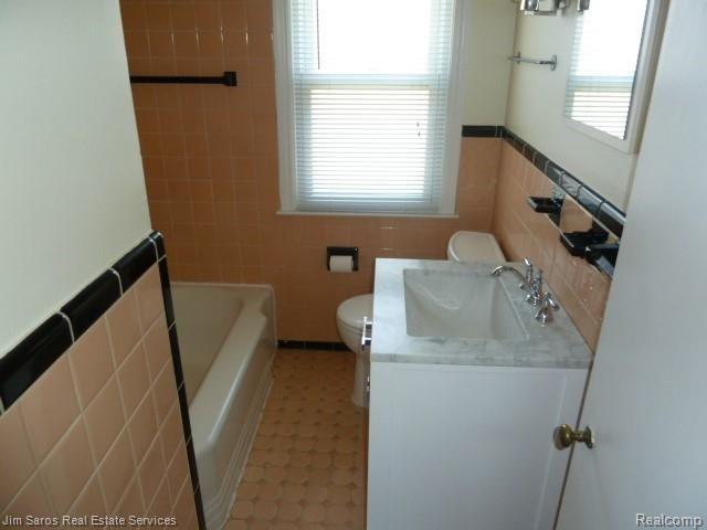 774 Neff Road Grosse Pointe, MI 48230 - Photo 16 of 26